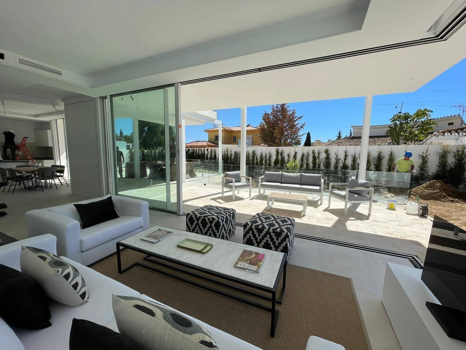 3 Zimmer Villa zu verkaufen in Marbella mit Pool - 1.950.000 € (Ref: 9387837)