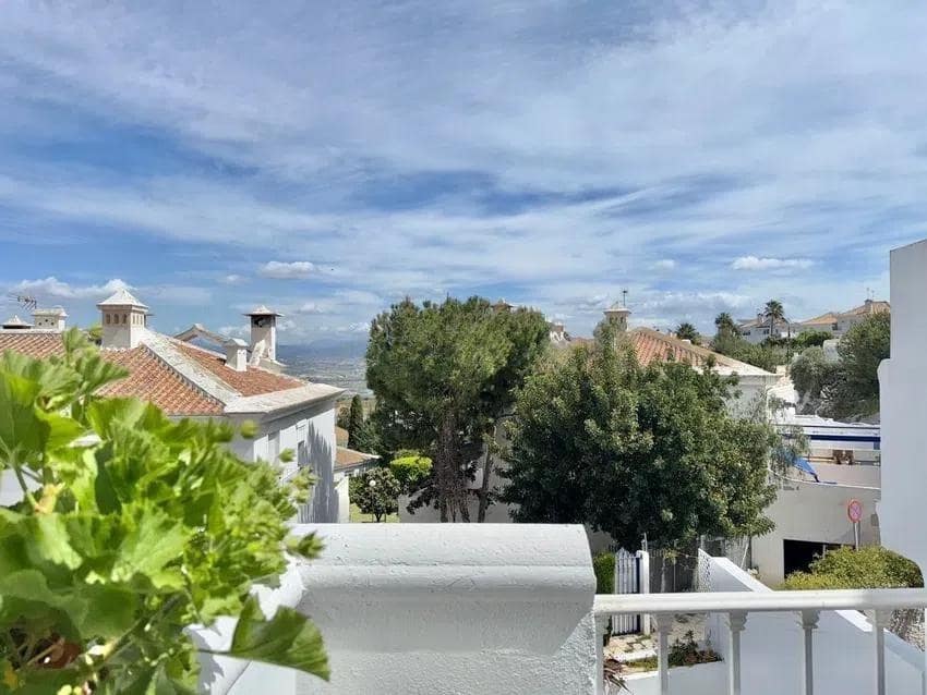 3 makuuhuone Rivitalo myytävänä paikassa Alhaurin de la Torre mukana uima-altaan 
autotalli - 450 000 € (Ref: 9387838)