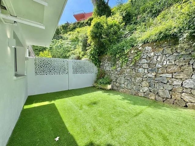 3 sovrum Radhus till salu i Alhaurín de la Torre med pool garage - 450 000 € (Ref: 9387838)