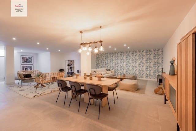 Adosado de 2 habitaciones en Cabopino, Marbella en venta con piscina garaje - 460.000 € (Ref: 9387839)