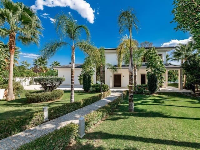 6 soveværelse Villa til salg i Nueva Andalucia, Marbella med swimmingpool garage - € 6.495.000 (Ref: 9387840)