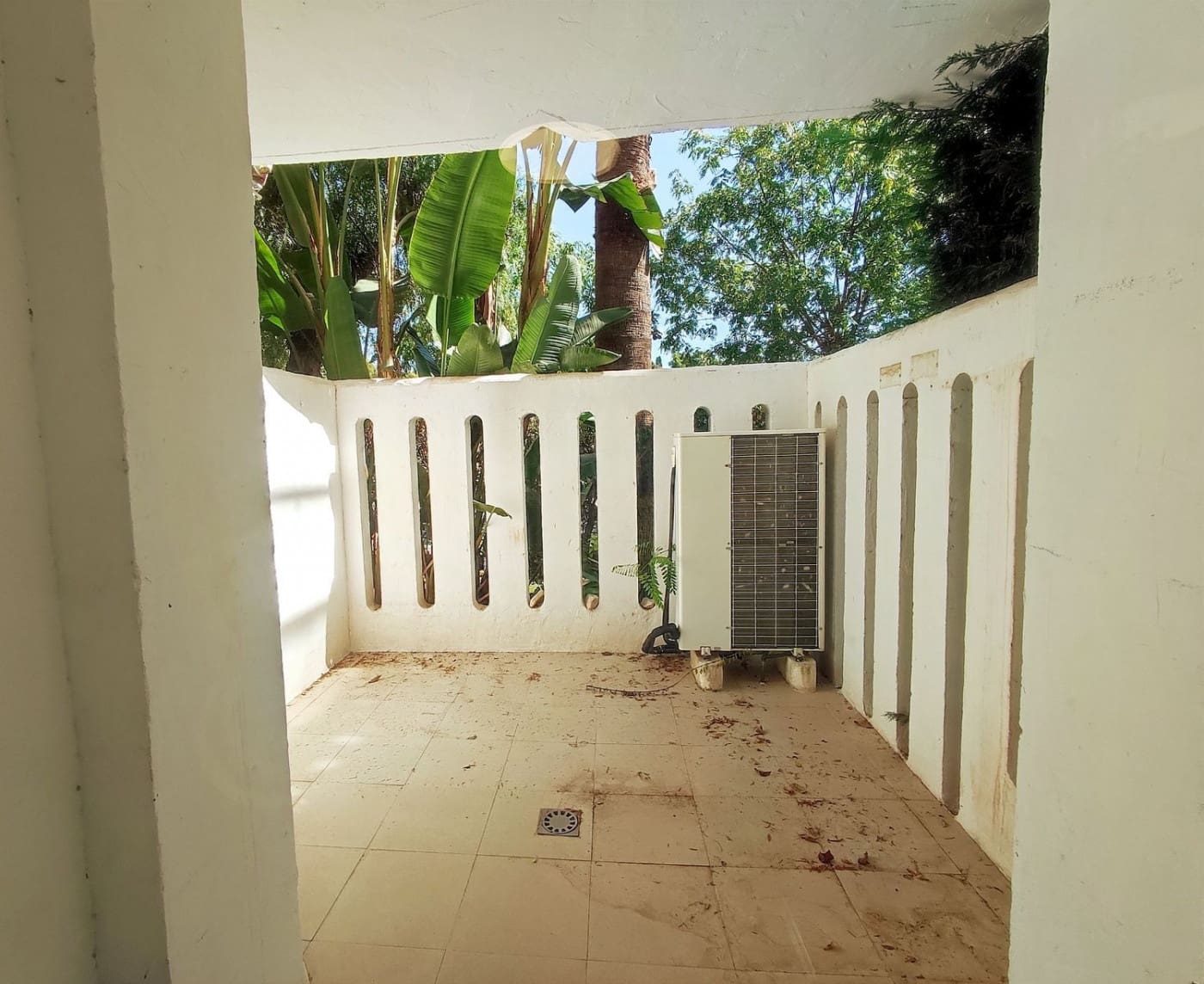 2 sypialnia Apartament na sprzedaż w Nueva Andalucia z basenem - 565 000 € (Ref: 9387841)