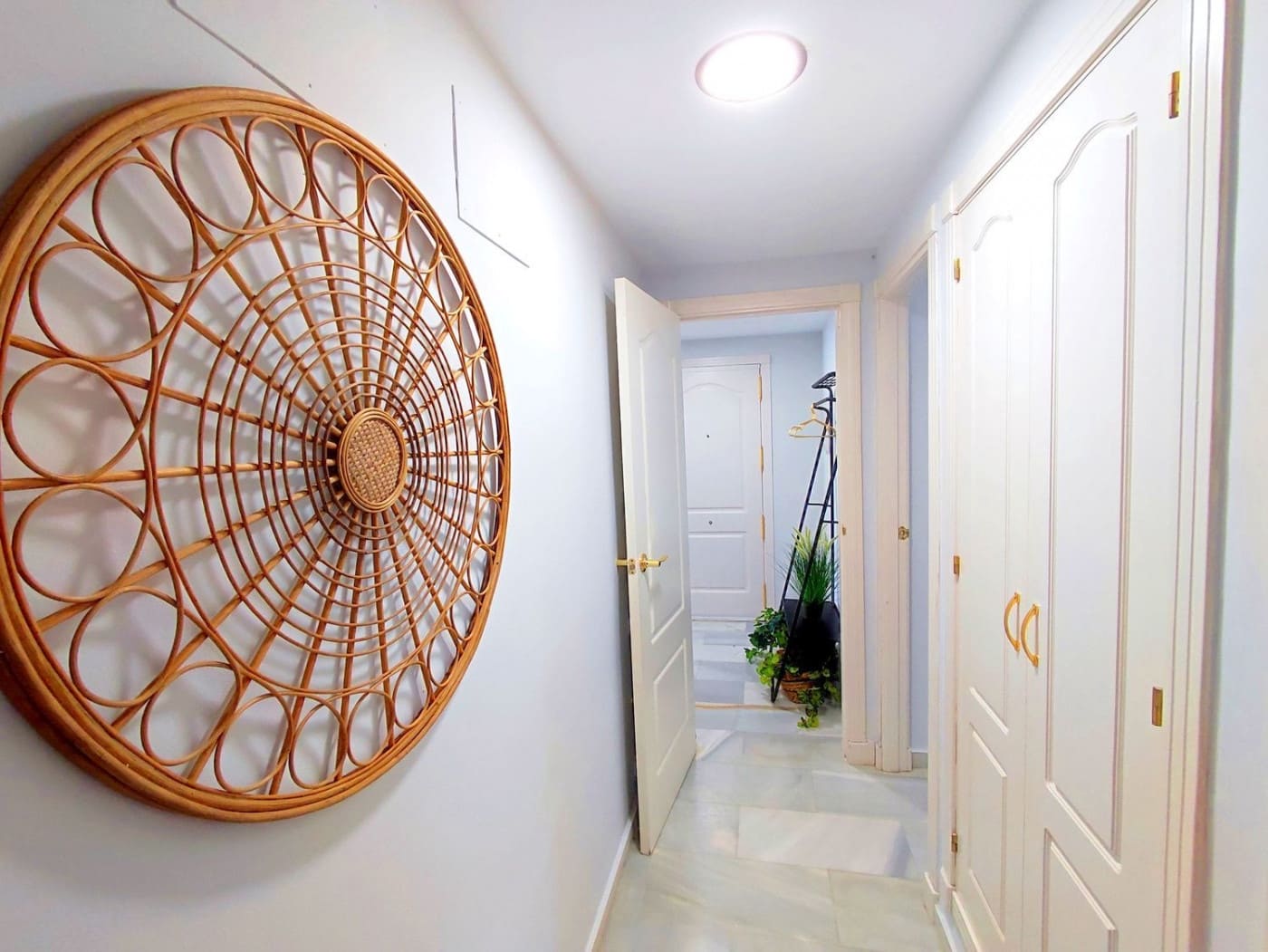 2 sypialnia Apartament na sprzedaż w Nueva Andalucia z basenem - 565 000 € (Ref: 9387841)