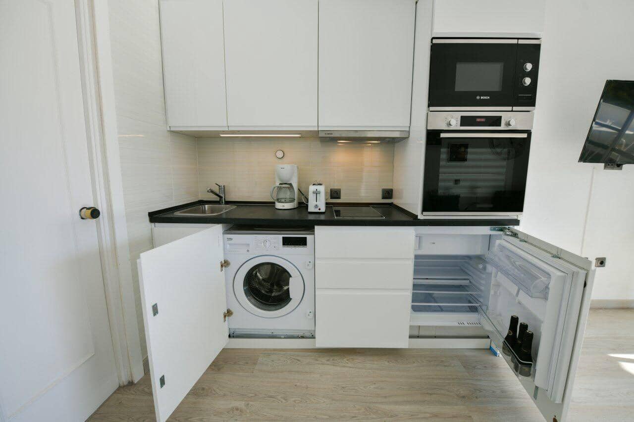 1 soveværelse Studio til leje i Benalmadena Costa med swimmingpool - € 1.000 (Ref: 9438539)