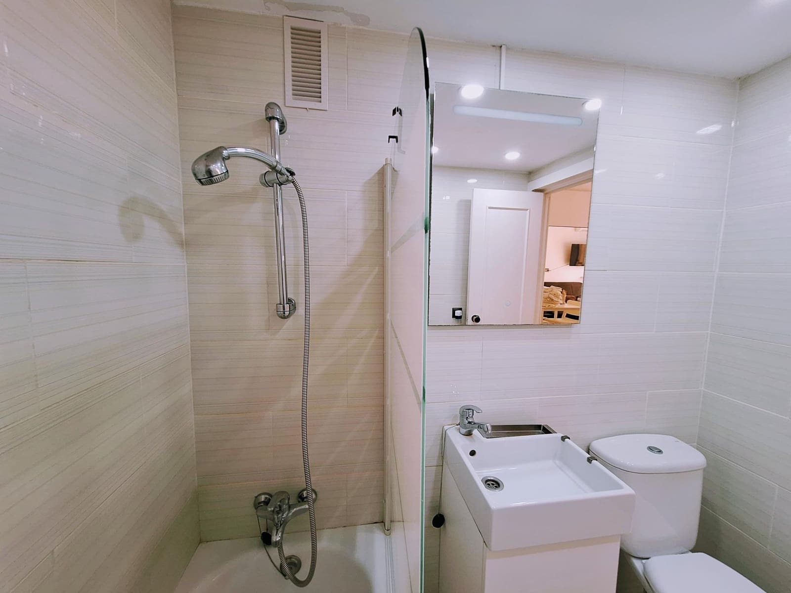 1 soveværelse Studio til leje i Benalmadena Costa med swimmingpool - € 1.000 (Ref: 9438539)