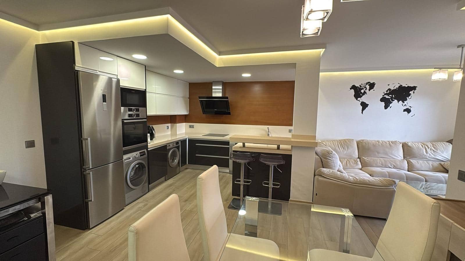 2 sypialnia Mieszkanie do wynajęcia w Torremolinos z garażem - 1 750 € (Ref: 9438540)