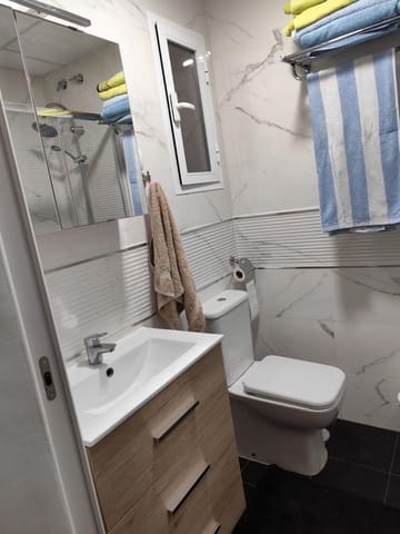 1 soveværelse Studio til leje i Fuengirola - € 850 (Ref: 9438541)