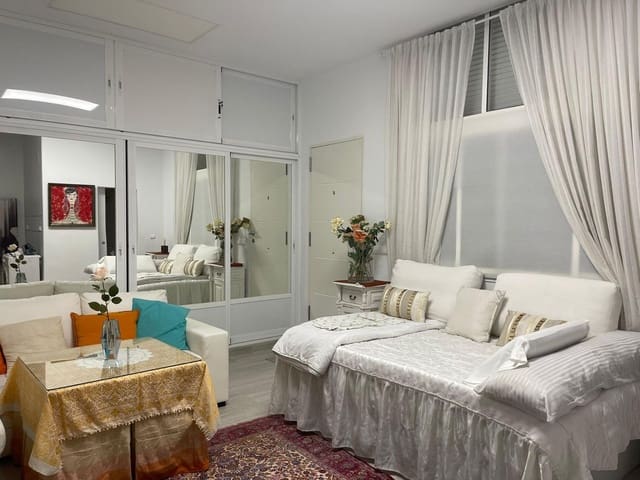 1 soveværelse Studio til leje i Fuengirola - € 850 (Ref: 9438541)