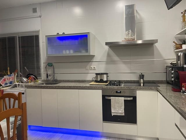 1 soveværelse Studio til leje i Fuengirola - € 850 (Ref: 9438541)