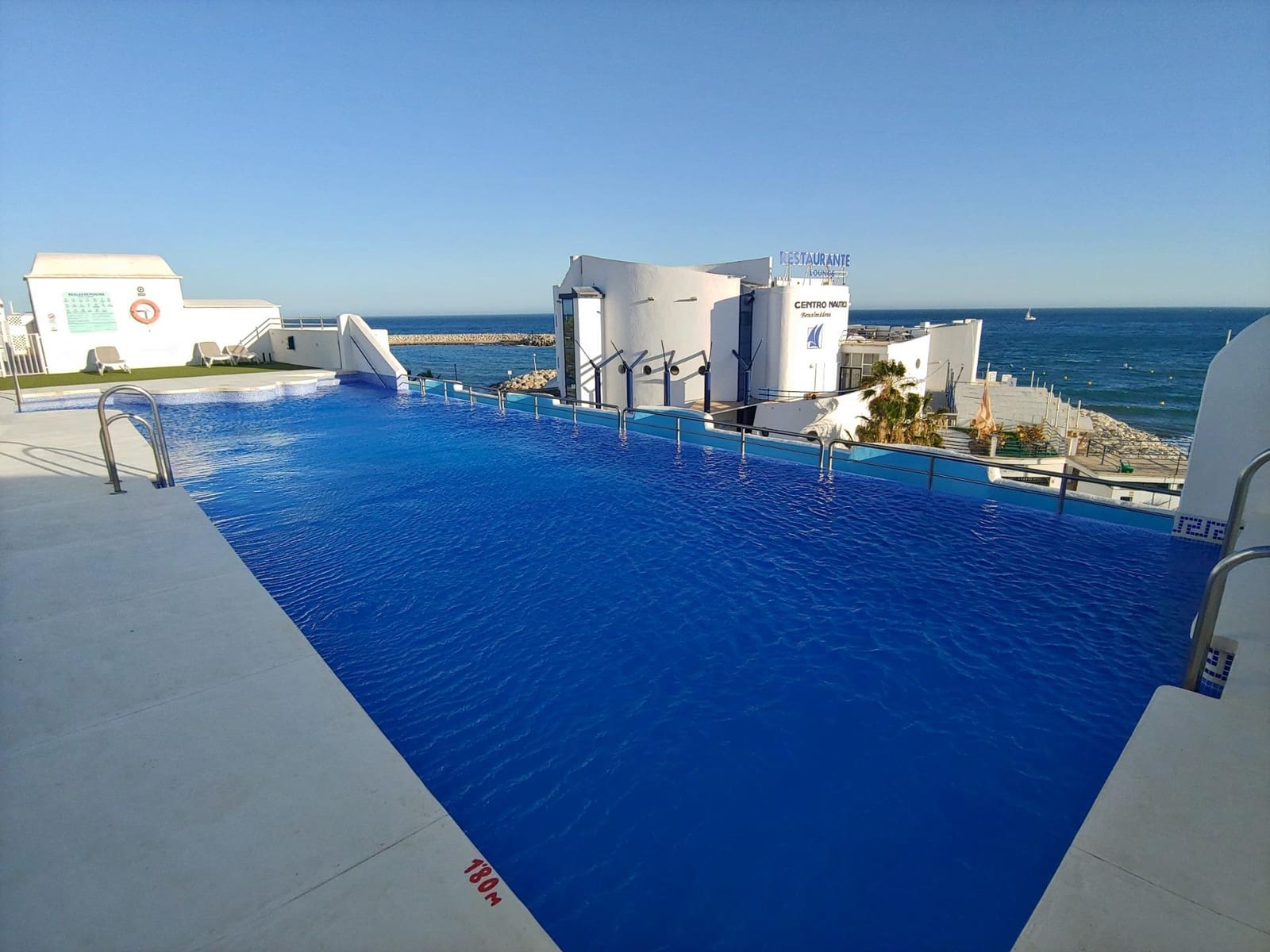 2 soverom Leilighet til salgs i Benalmadena med svømmebasseng - € 585 000 (Ref: 9452066)