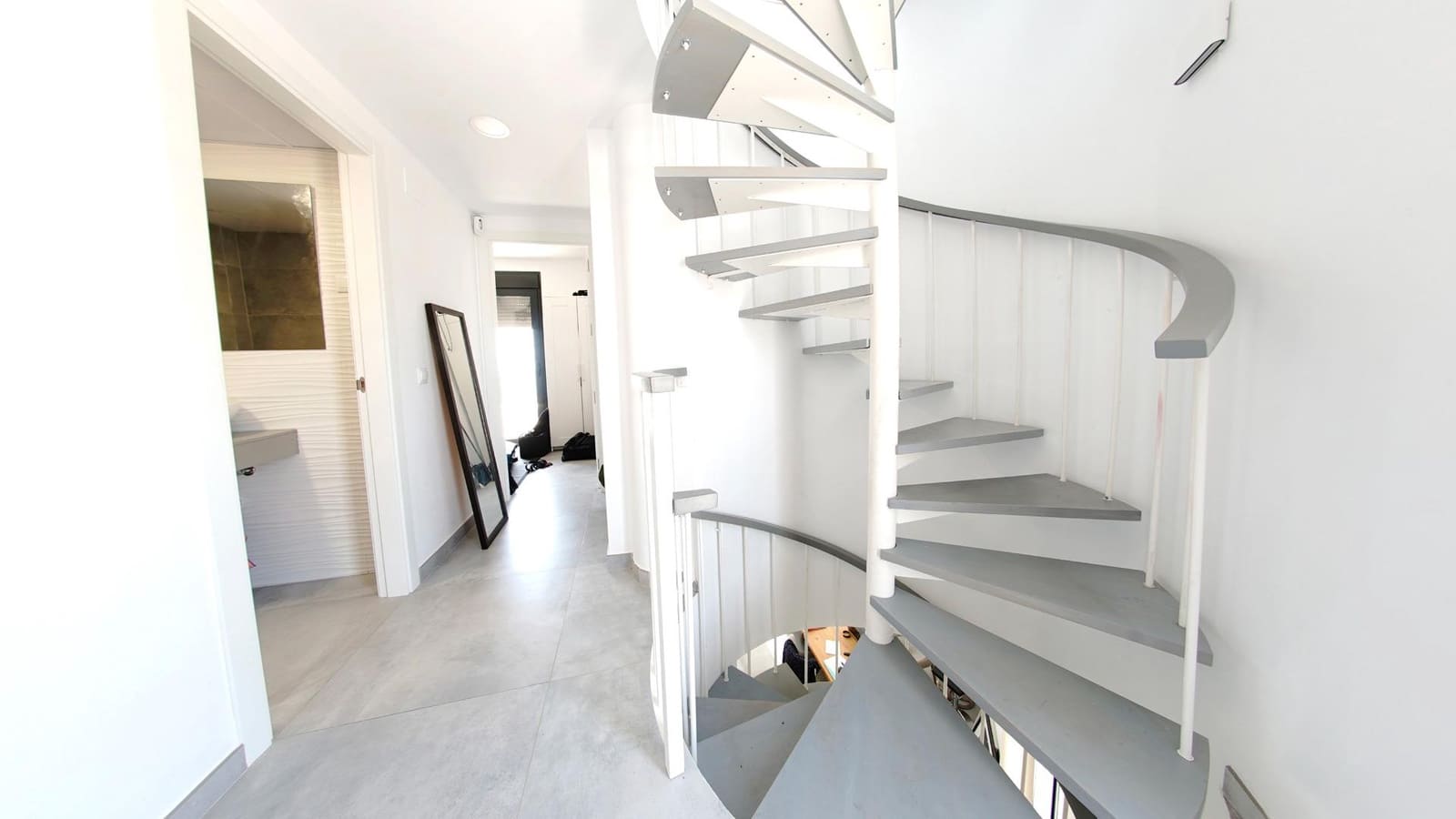 3 sovrum Radhus till salu i Fuengirola med pool garage - 532 000 € (Ref: 9452068)