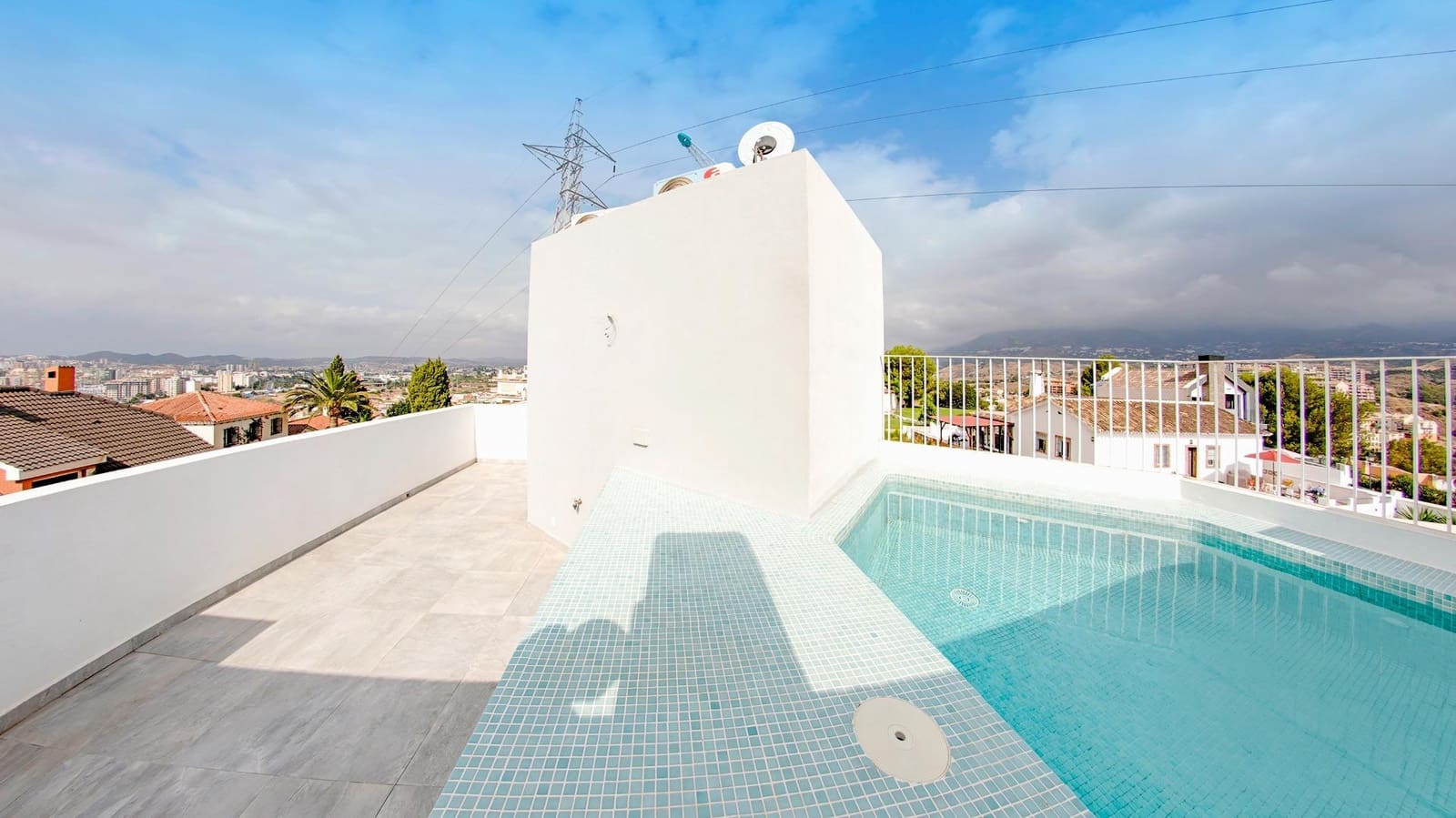 3 sovrum Radhus till salu i Fuengirola med pool garage - 532 000 € (Ref: 9452068)