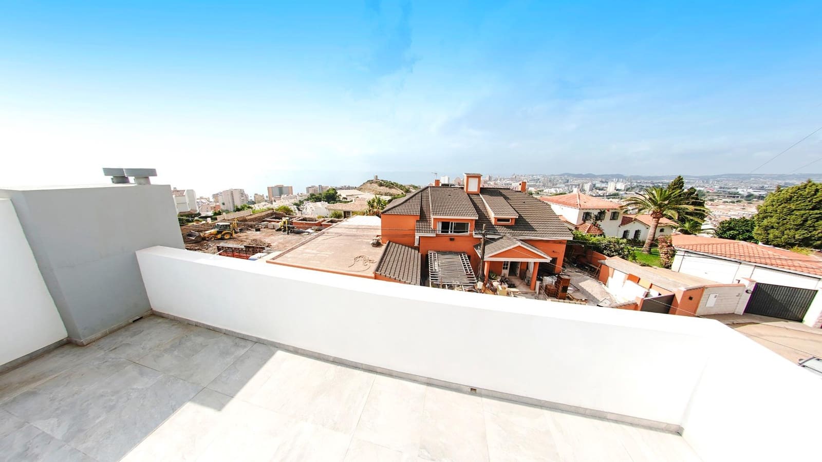 3 sovrum Radhus till salu i Fuengirola med pool garage - 532 000 € (Ref: 9452068)