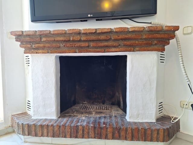 2 bedroom Flat for rent in Puerto Marina, Benalmádena - € 1,600 (Ref: 9462015)