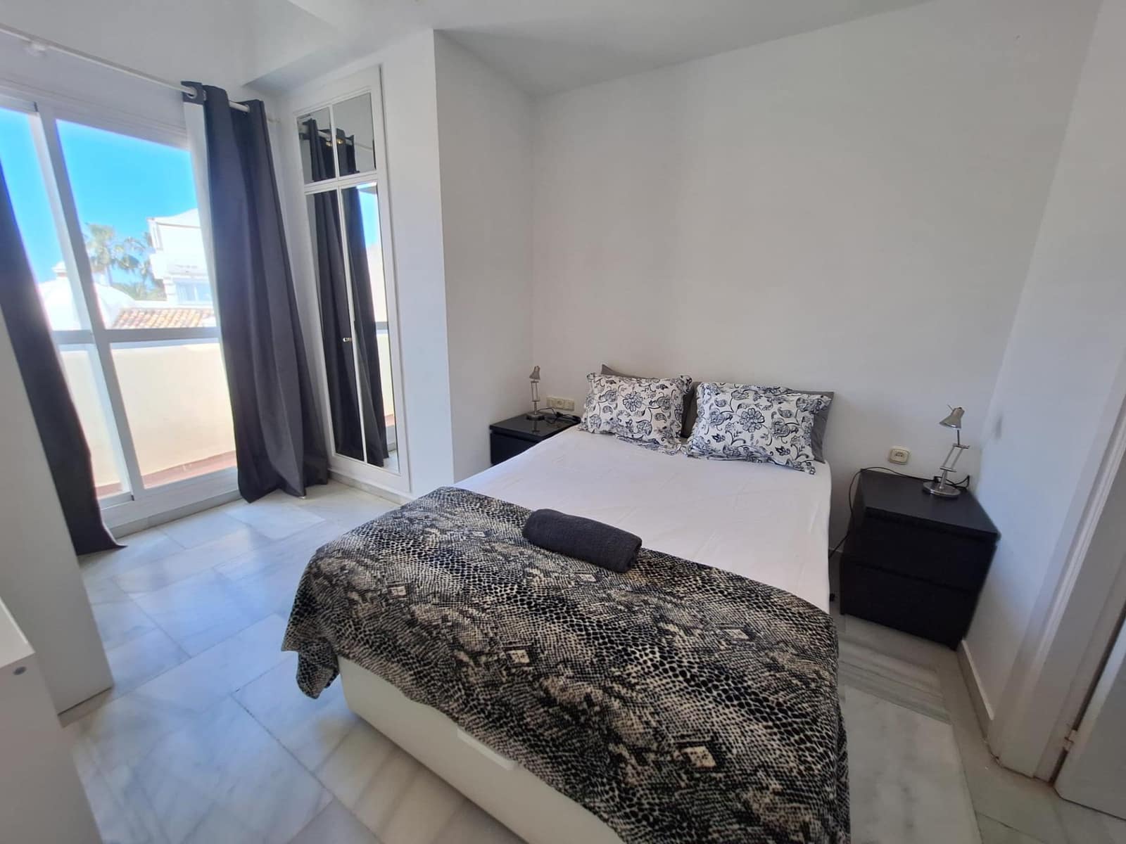 2 bedroom Flat for rent in Benalmadena - € 1,600 (Ref: 9462015)