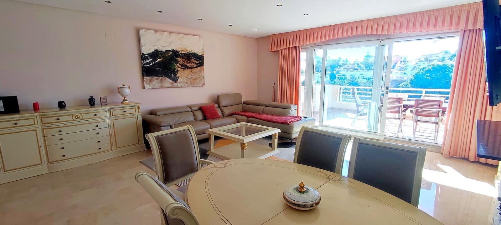 Ático de 3 habitaciones en Torrequebrada en alquiler con piscina garaje - 1.850 € (Ref: 9465581)