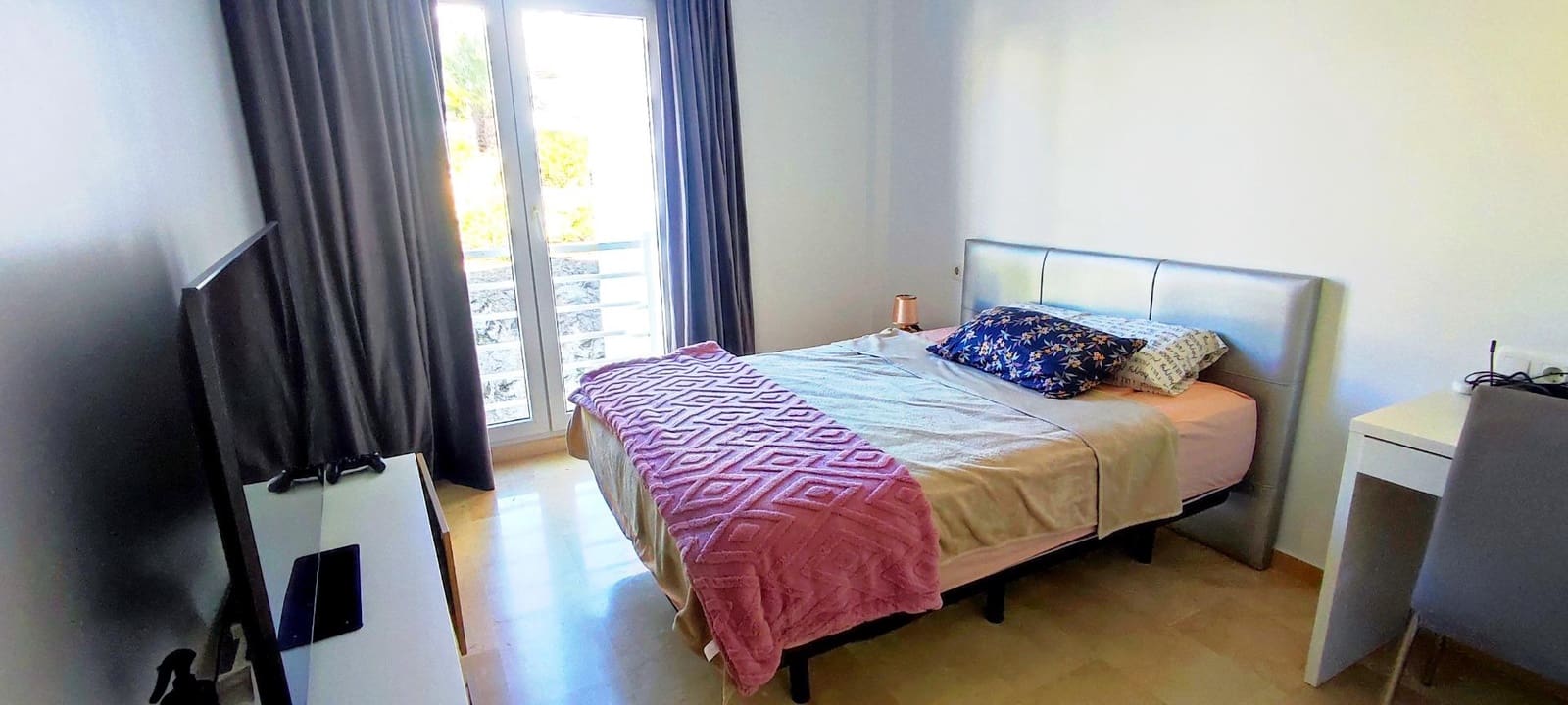 Ático de 3 habitaciones en Torrequebrada en alquiler con piscina garaje - 1.850 € (Ref: 9465581)