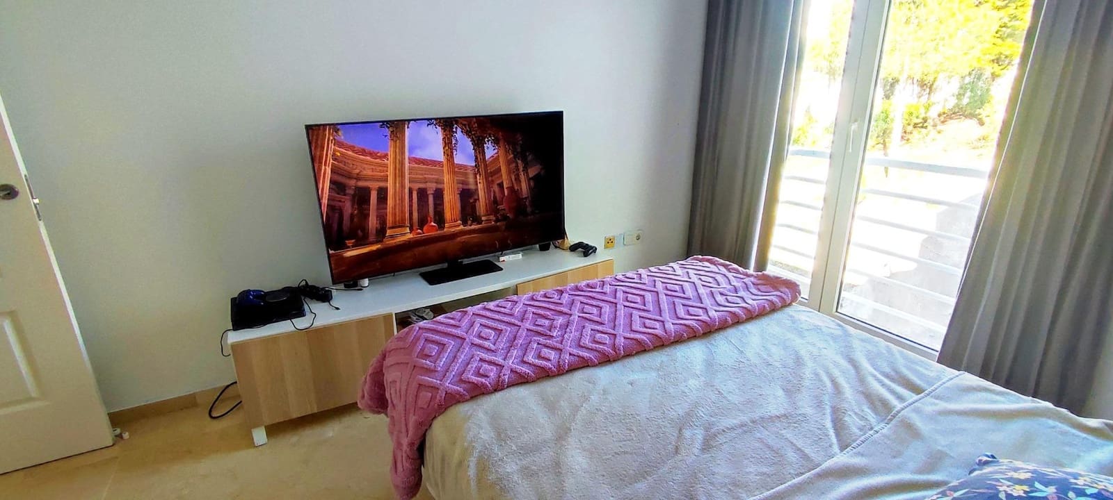 Ático de 3 habitaciones en Torrequebrada en alquiler con piscina garaje - 1.850 € (Ref: 9465581)