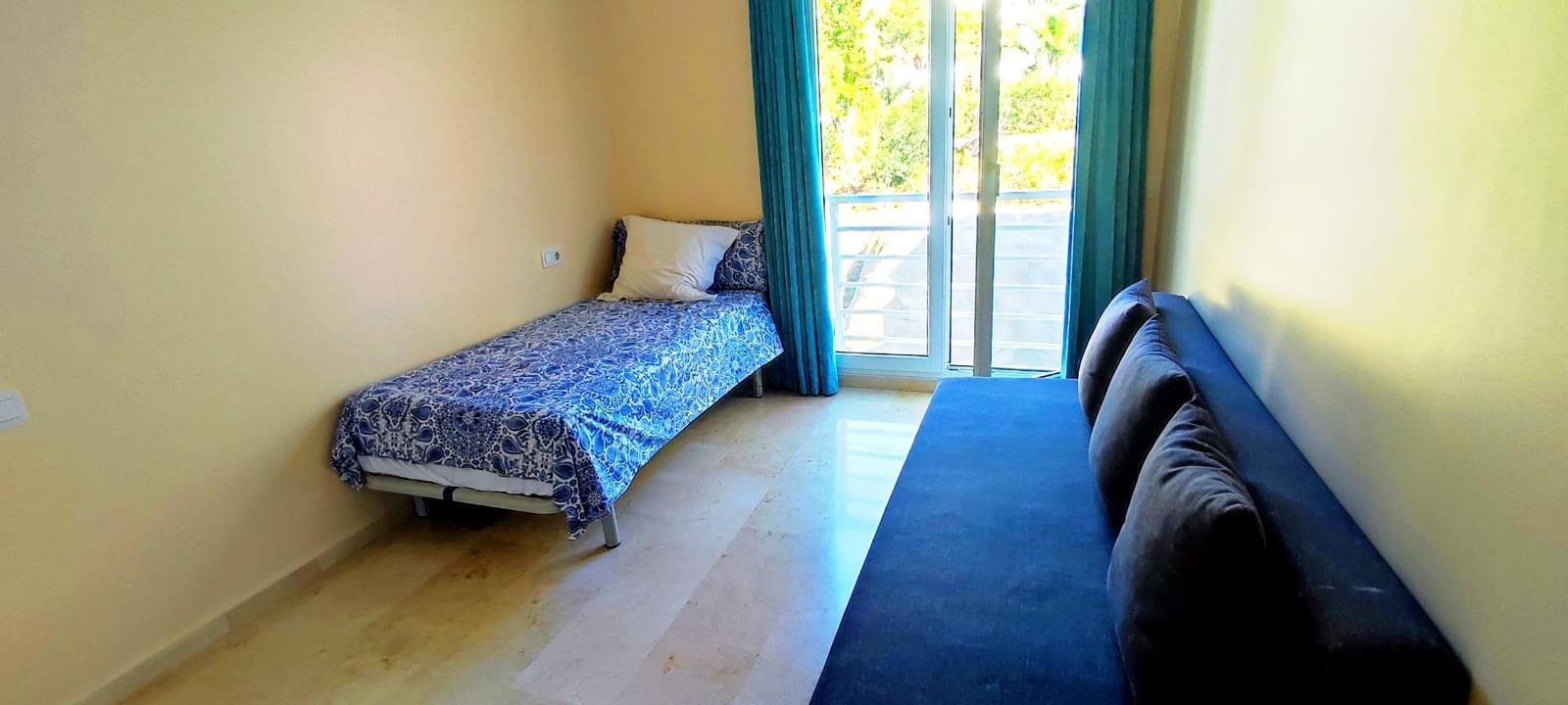 Ático de 3 habitaciones en Torrequebrada en alquiler con piscina garaje - 1.850 € (Ref: 9465581)