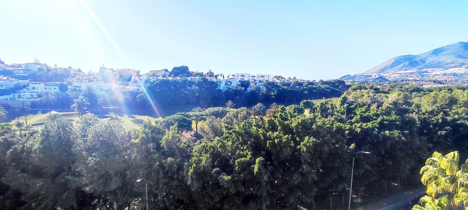 Ático de 3 habitaciones en Torrequebrada en alquiler con piscina garaje - 1.850 € (Ref: 9465581)