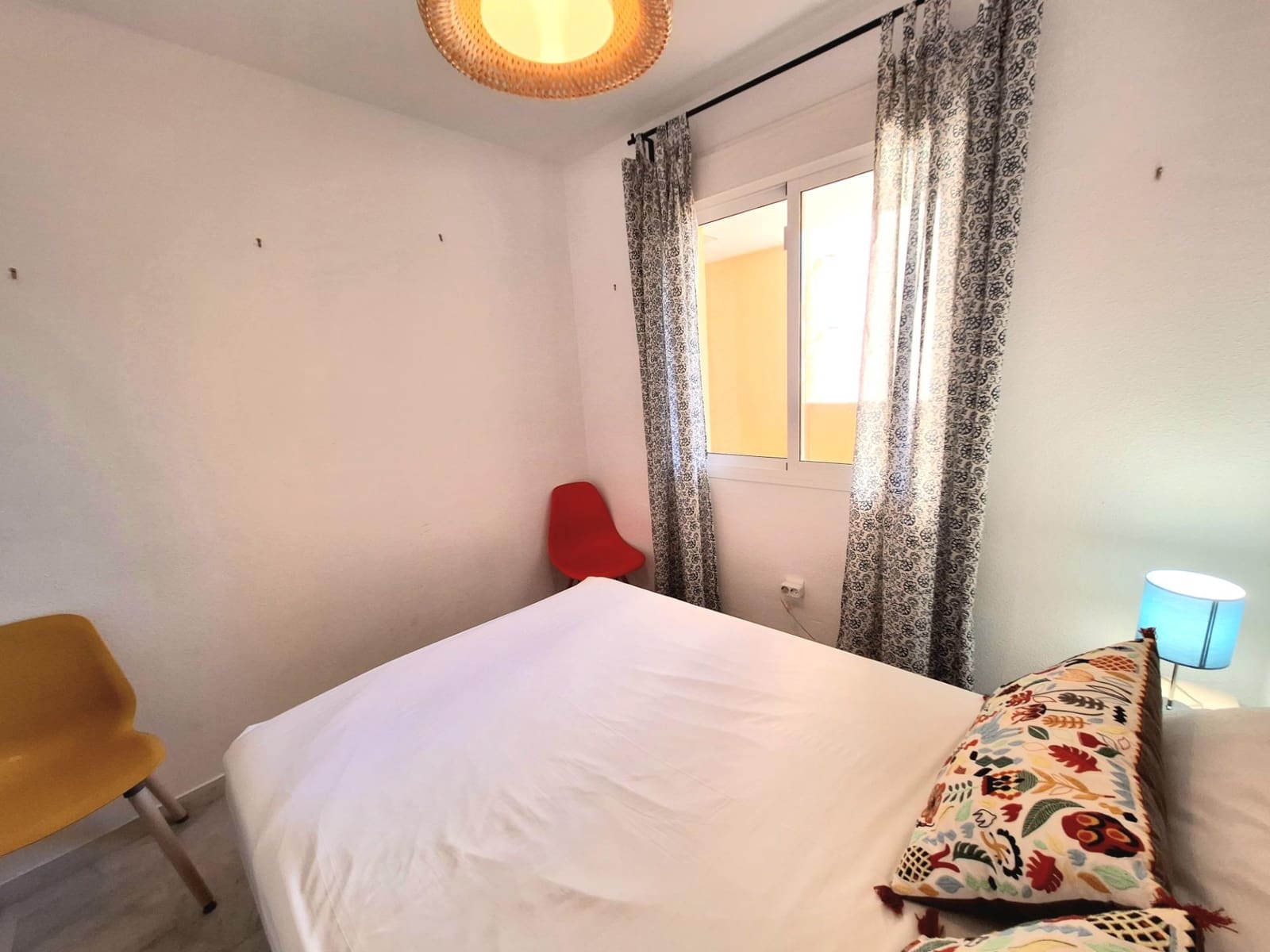 2 makuuhuone Huoneisto vuokrattavana paikassa Torrequebrada mukana uima-altaan 
autotalli - 1 400 € (Ref: 9465582)