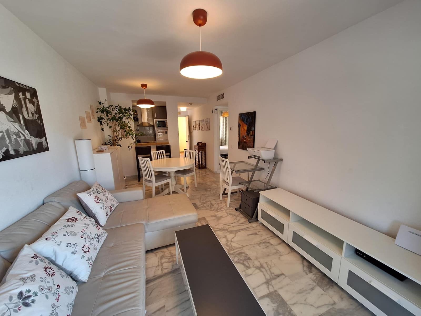 2 makuuhuone Huoneisto vuokrattavana paikassa Torrequebrada mukana uima-altaan 
autotalli - 1 400 € (Ref: 9465582)