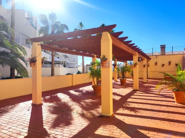 Apartamento de 2 habitaciones en Torrequebrada, Benalmádena en alquiler con piscina garaje - 1.400 € (Ref: 9465582)