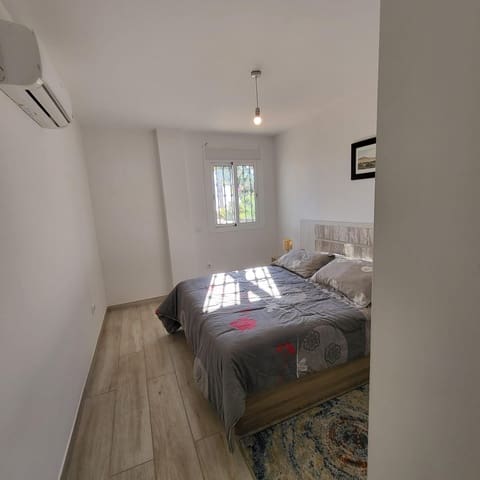 Apartamento de 2 habitaciones en Mijas en alquiler con piscina - 1.250 € (Ref: 9471198)