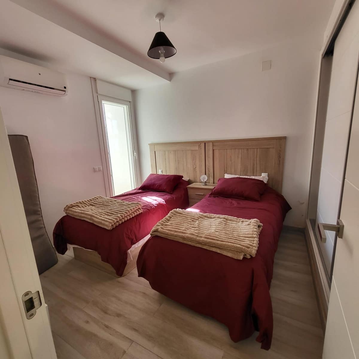 Apartamento de 2 habitaciones en Mijas en alquiler con piscina - 1.250 € (Ref: 9471198)