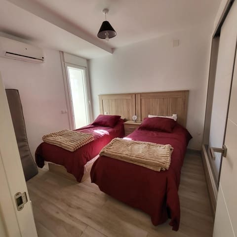 Apartamento de 2 habitaciones en Mijas en alquiler con piscina - 1.250 € (Ref: 9471198)
