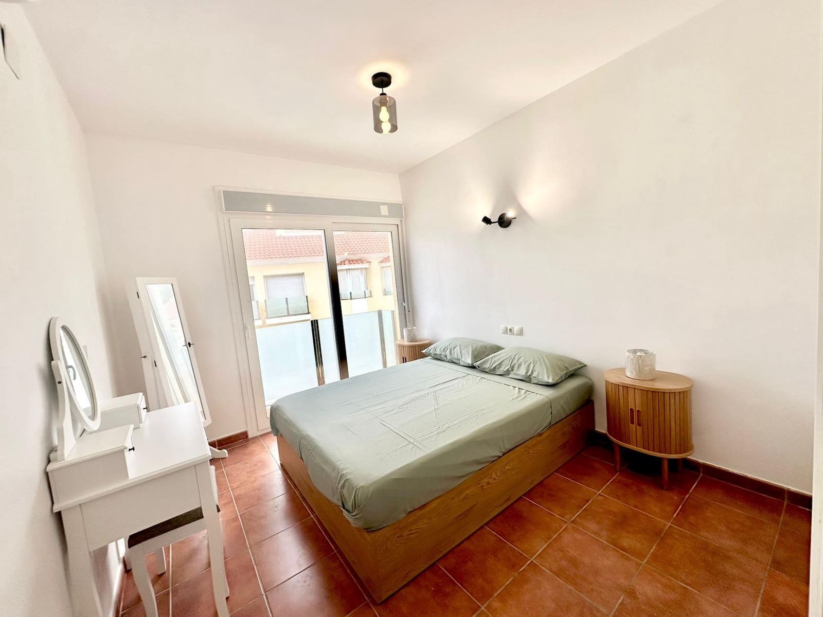 Villa/Maison Mitoyenne de 4 chambres à louer à Fuengirola avec piscine garage - 2 900 € (Ref: 9471199)