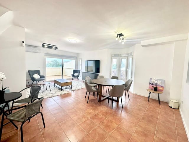 4 quarto Moradia em Banda para arrendar em Los Boliches , Fuengirola - 2 900 € (Ref: 9471199)
