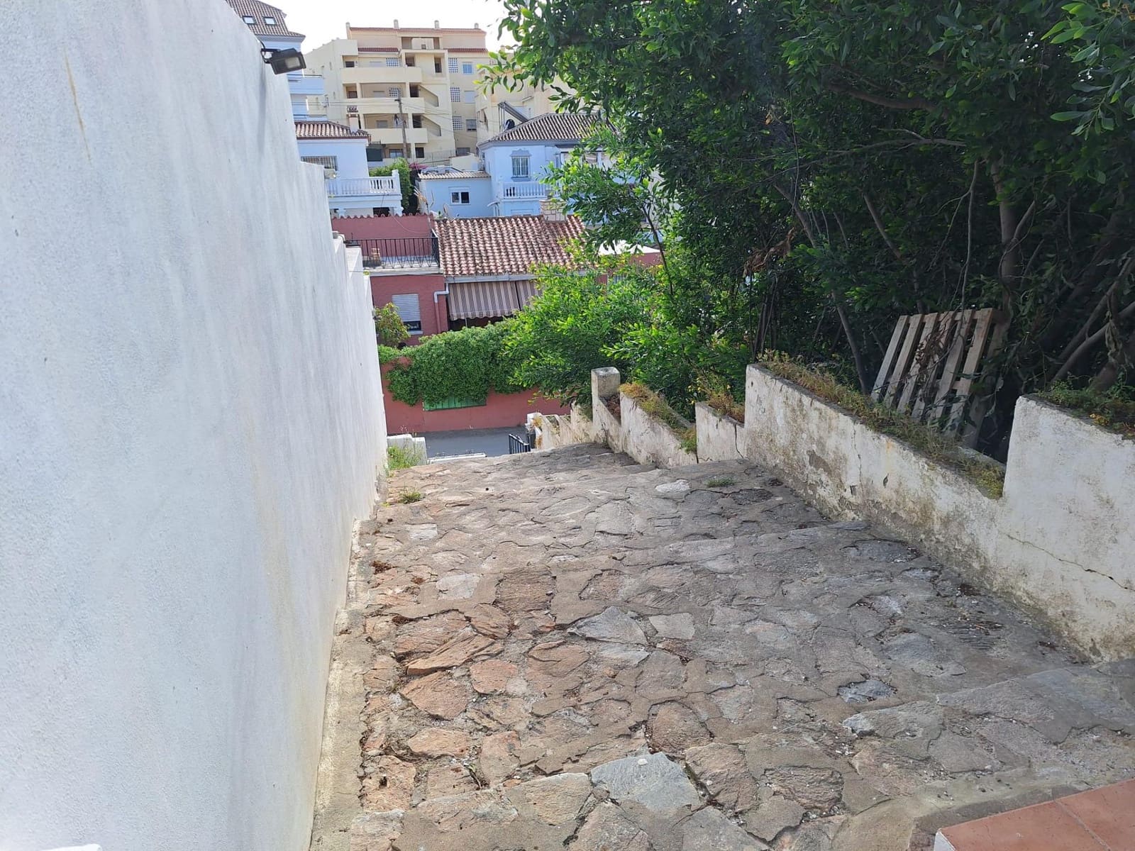 2 bedroom Townhouse for sale in Fuengirola with pool - € 426,000 (Ref: 9536771)