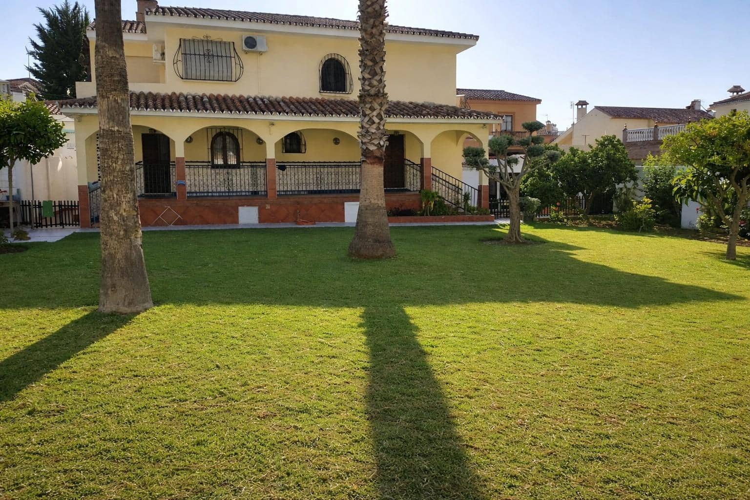 5 bedroom Villa for sale in El Coto with pool garage - € 700,000 (Ref: 9558672)