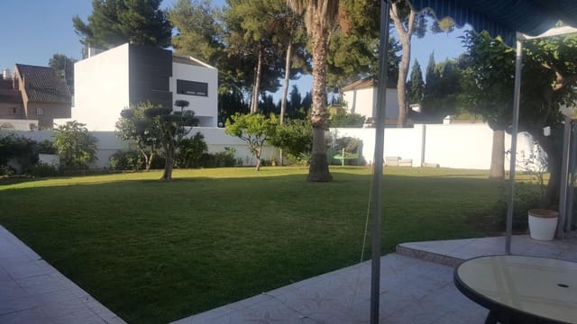 5 camera da letto Villa in vendita in El Coto, Mijas con piscina garage - 700.000 € (Rif: 9558672)
