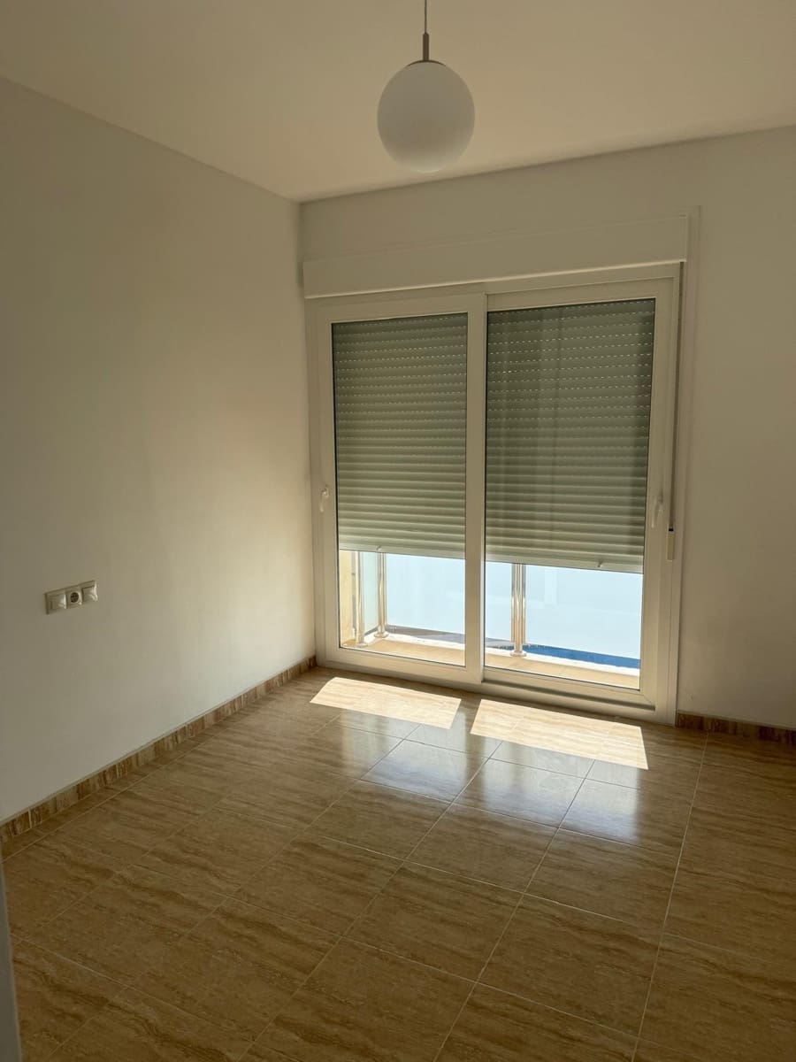 4 bedroom Terraced Villa for rent in Fuengirola with pool garage - € 2,800 (Ref: 9568505)