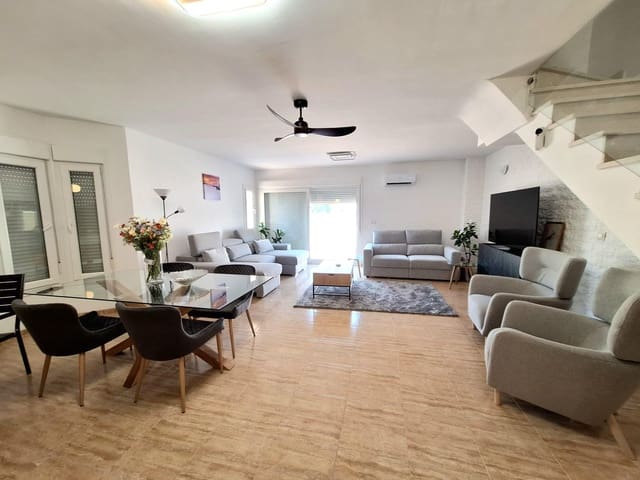 4 bedroom Terraced Villa for rent in Los Boliches , Fuengirola with pool garage - € 2,700 (Ref: 9568505)