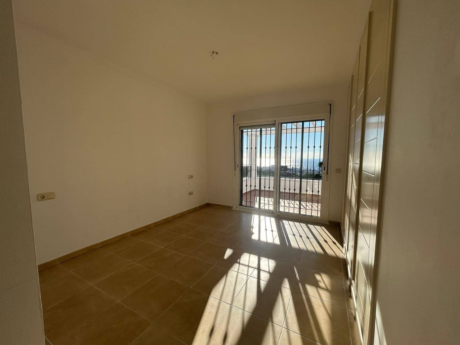 3 sovrum Semi-fristående Villa att hyra i Riviera del Sol - 2 100 € (Ref: 9578747)