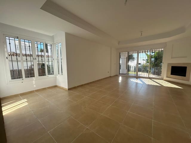 3 sovrum Semi-fristående Villa att hyra i Riviera del Sol, Mijas - 2 100 € (Ref: 9578747)