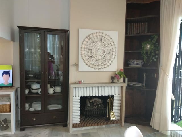 Adosado de 2 habitaciones en Riviera del Sol, Mijas en alquiler con piscina - 1.500 € (Ref: 9644954)