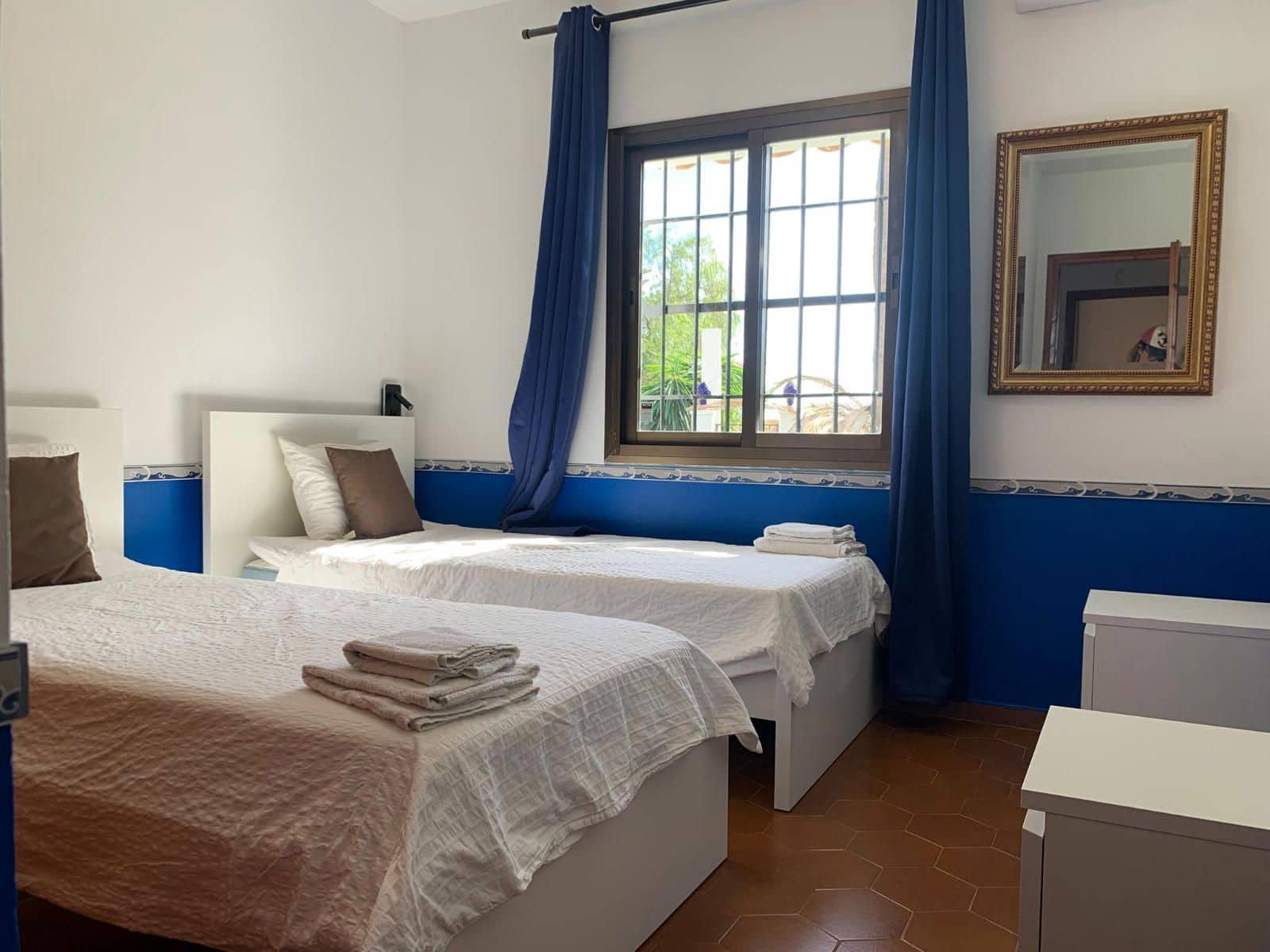 3 soveværelse Villa til salg i La Cala de Mijas med garage - € 693.500 (Ref: 9711922)