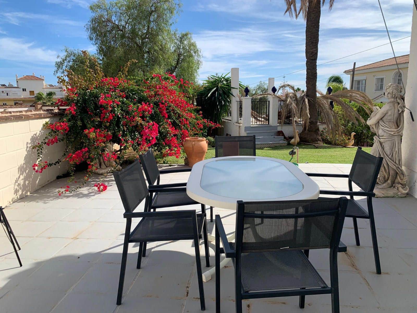 3 soveværelse Villa til salg i La Cala de Mijas med garage - € 693.500 (Ref: 9711922)