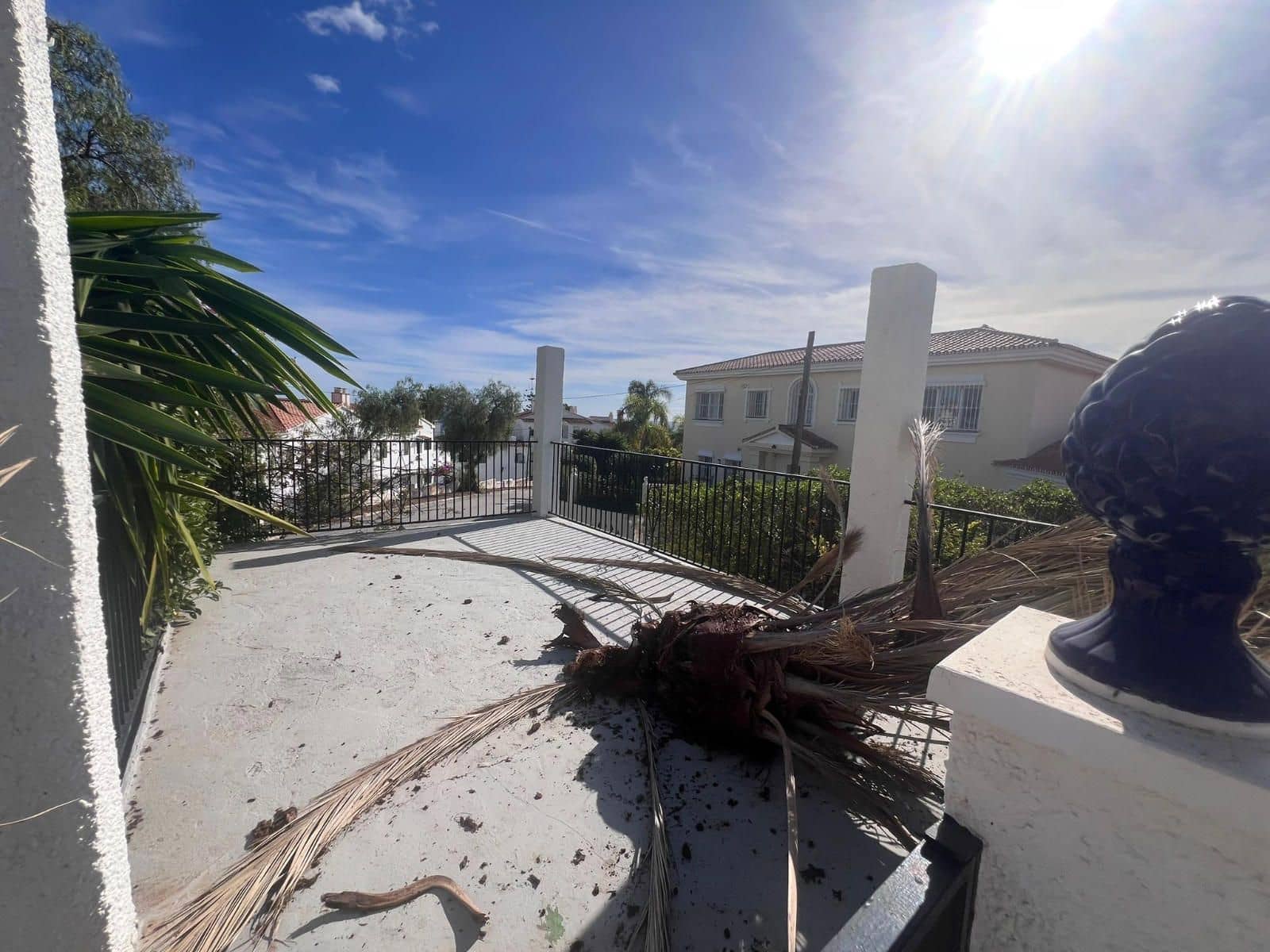 3 soveværelse Villa til salg i La Cala de Mijas med garage - € 693.500 (Ref: 9711922)