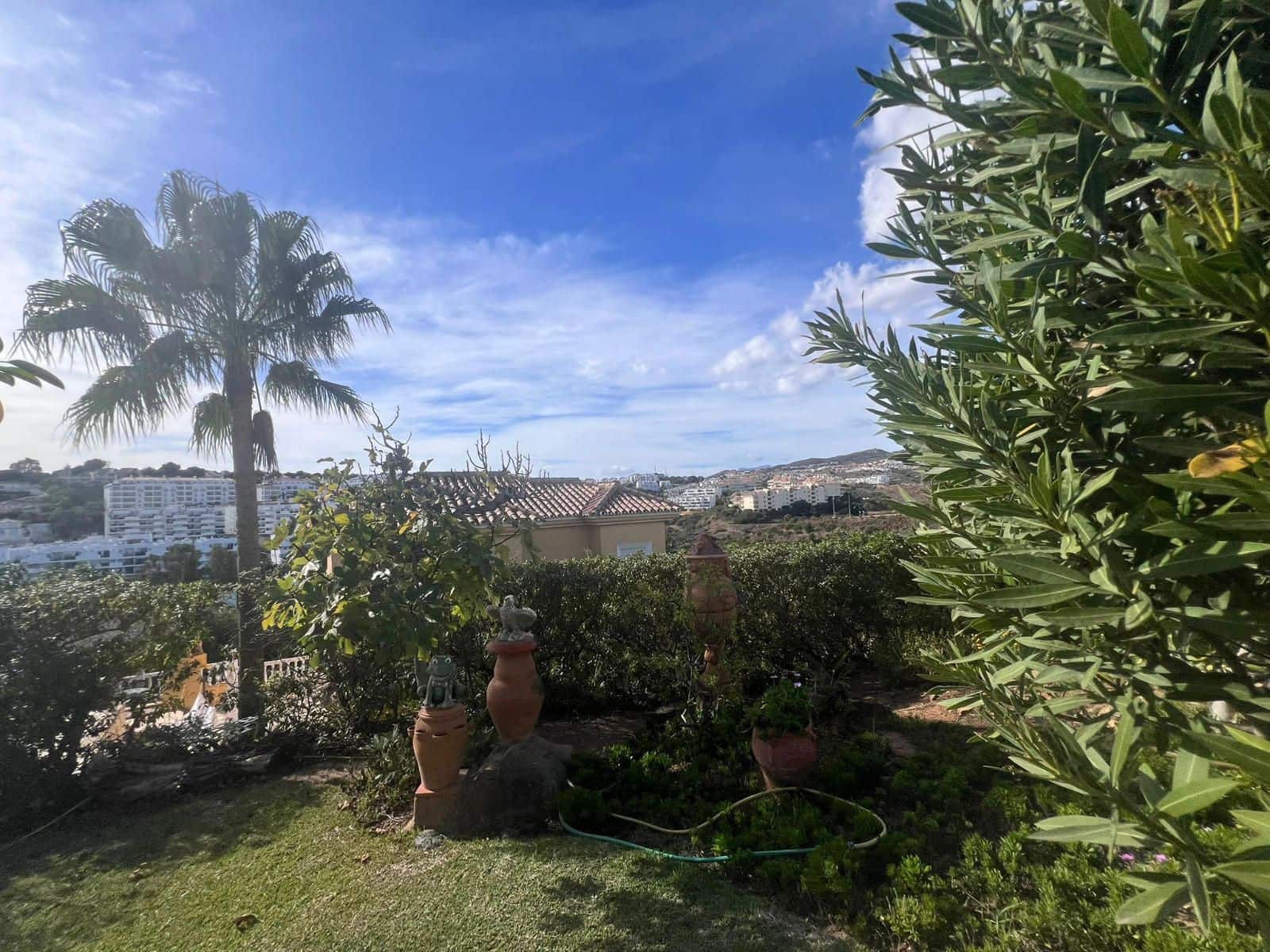 3 soveværelse Villa til salg i La Cala de Mijas med garage - € 693.500 (Ref: 9711922)