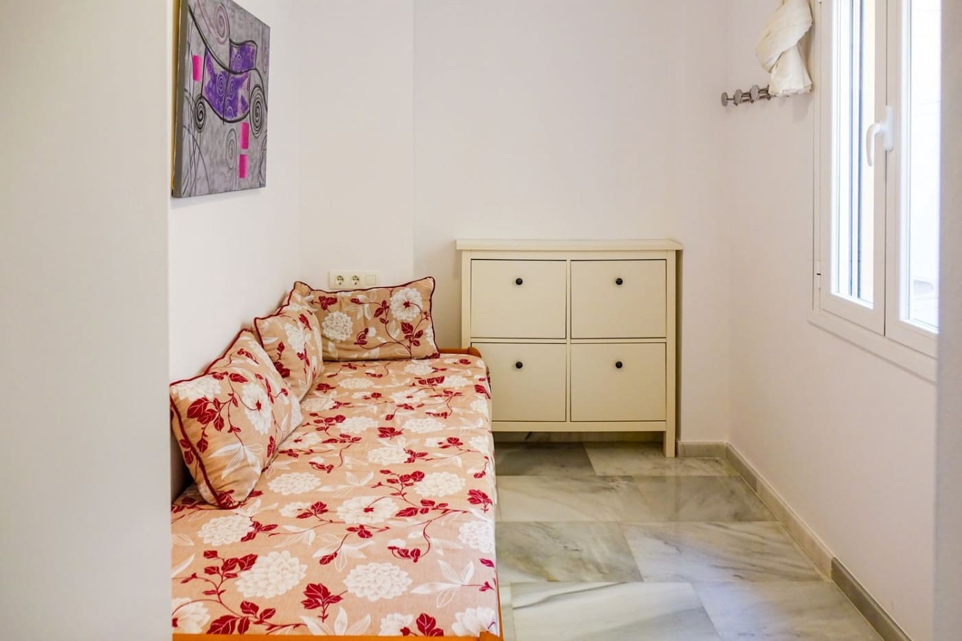 Piso de 2 habitaciones en Fuengirola en alquiler - 900 € (Ref: 9729310)