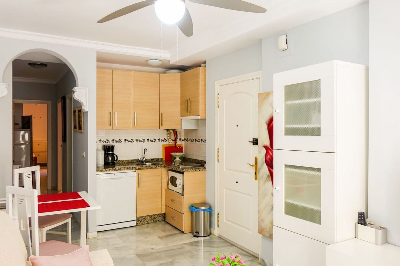 Piso de 2 habitaciones en Fuengirola en alquiler - 900 € (Ref: 9729310)