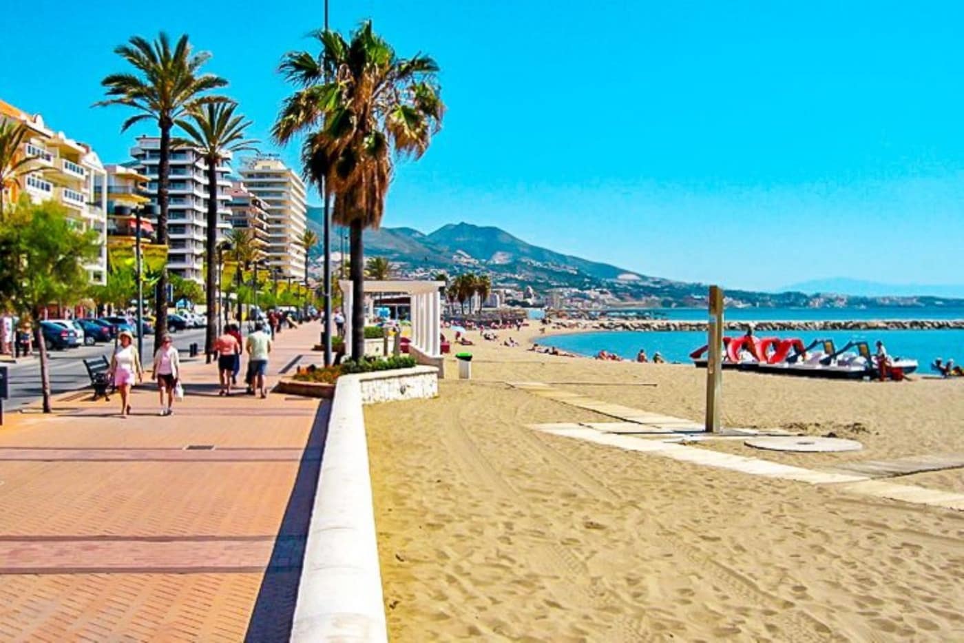 Piso de 2 habitaciones en Fuengirola en alquiler - 900 € (Ref: 9729310)