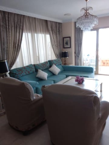 3 quarto Apartamento para arrendar em Fuengirola com garagem - 1 700 € (Ref: 9741703)