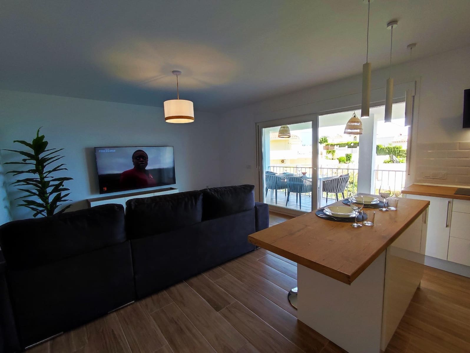 2 sypialnia Apartament do wynajęcia w Benalmadena z basenem - 1 500 € (Ref: 9741704)