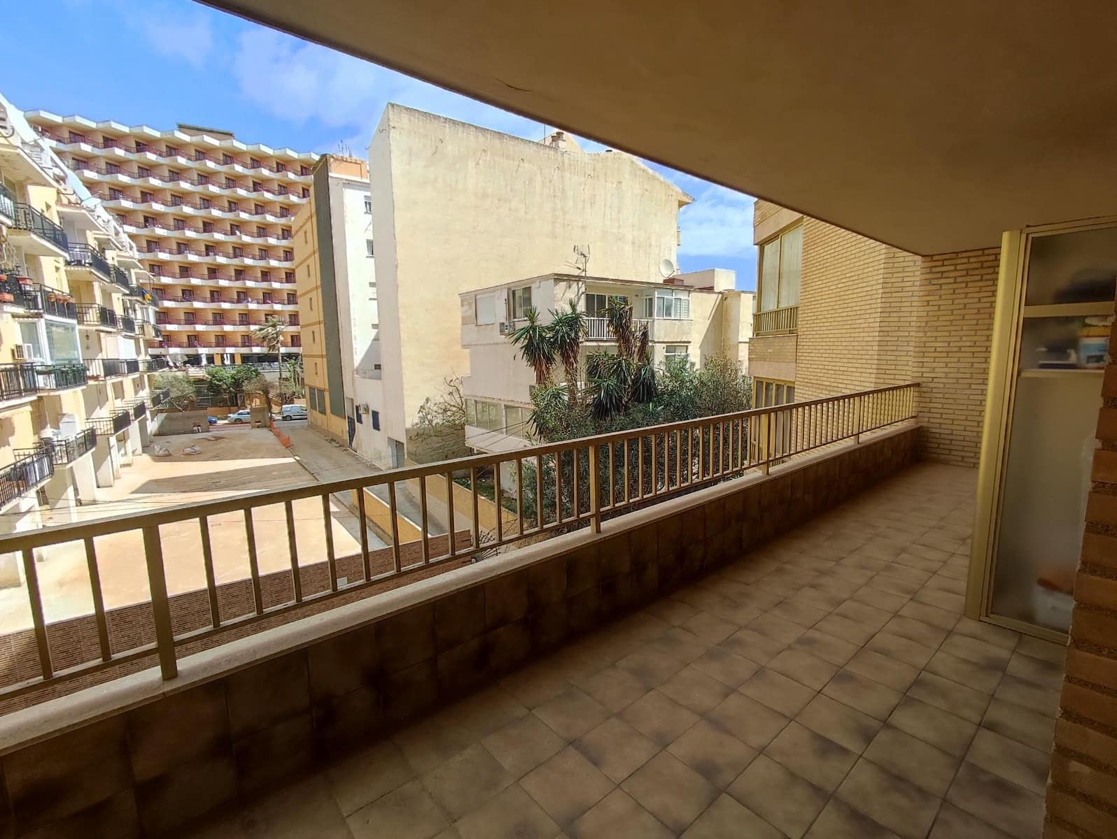 3 soverom Leilighet til leie i Fuengirola med garasje - € 1 700 (Ref: 9741705)